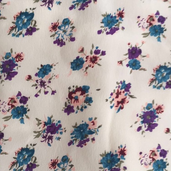 Stone Cold Fox Modest Petal Dress - Picture 5 of 5